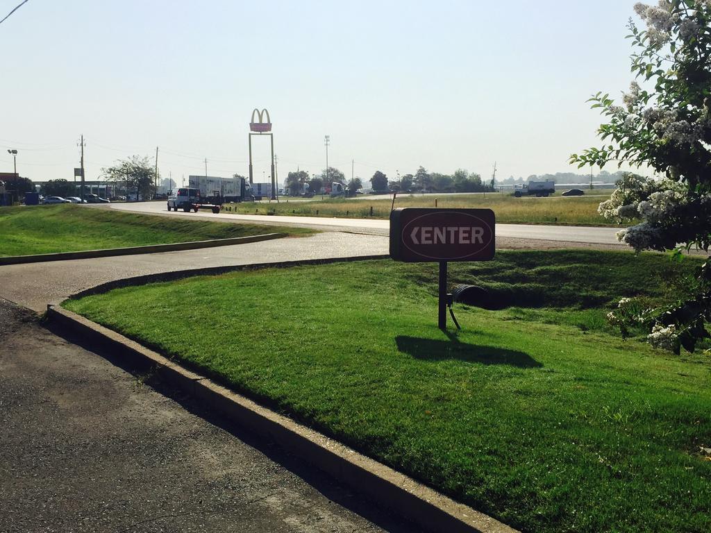 Deluxe Inn West Memphis Eksteriør bilde